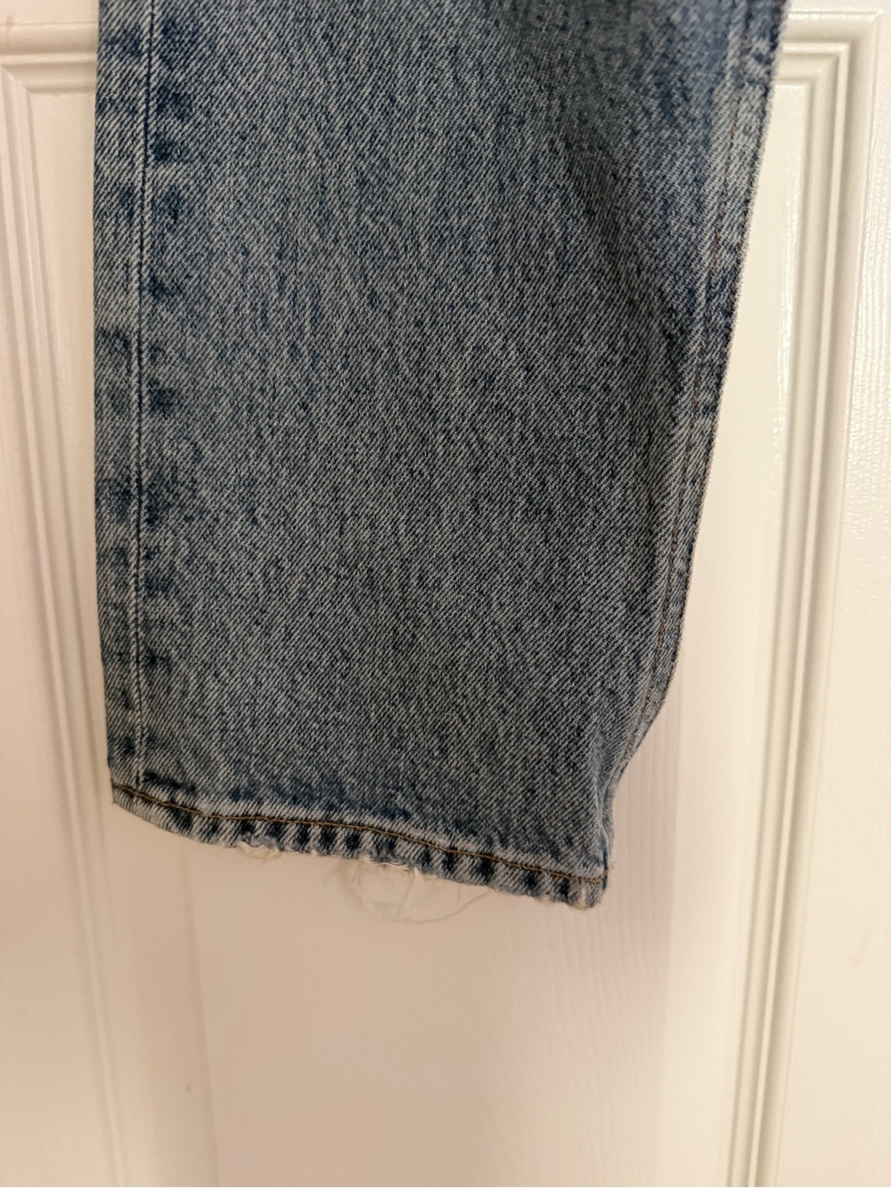 Agolde Riley High Rise Crop Jeans - Button Fly - Picture 5 of 11